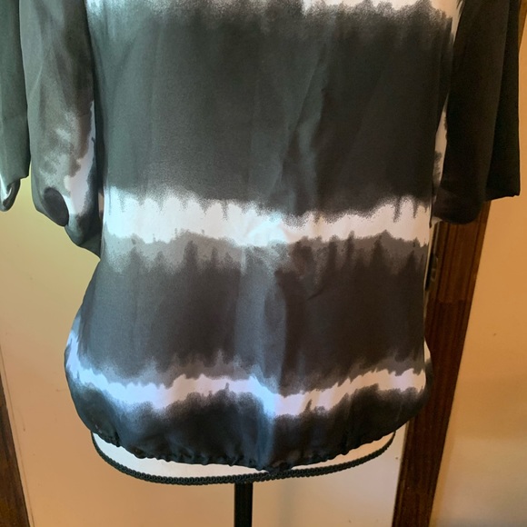 CONVERSE Blouse Black White Tie Dye Flowy Short Sleeve Top Blouse Small EUC LN - Picture 10 of 11